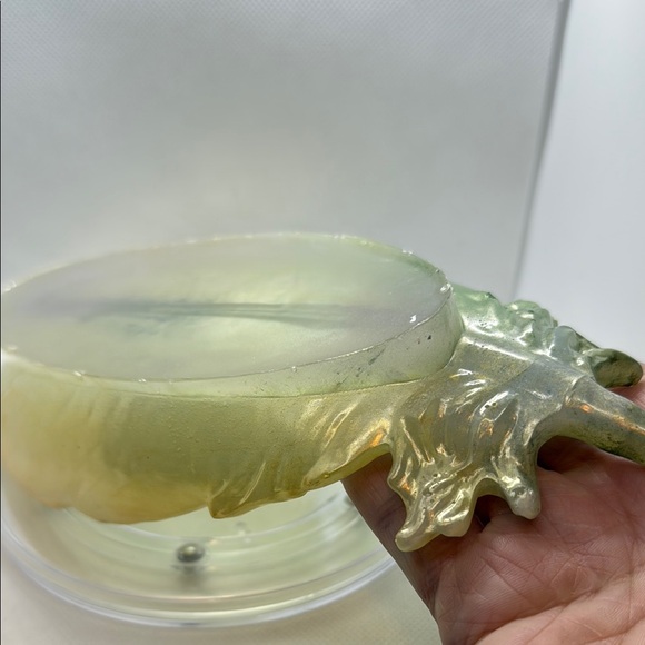 Elegant Gold and Silver Feather Resin Accent - Picture 8 of 12